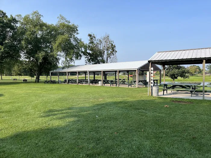Riverside Park & Campground 8