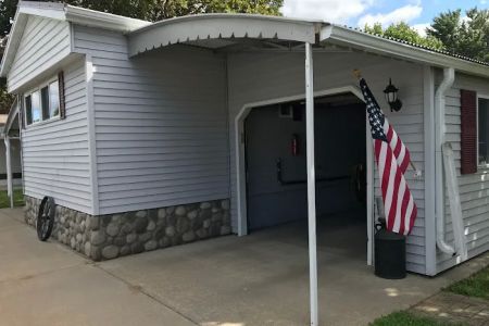 Crimson Leaf Mobile Home Park