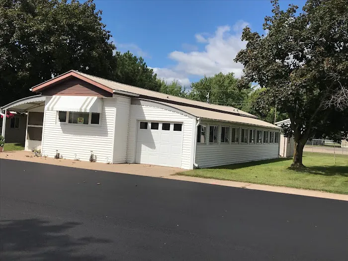 Crimson Leaf Mobile Home Park 3