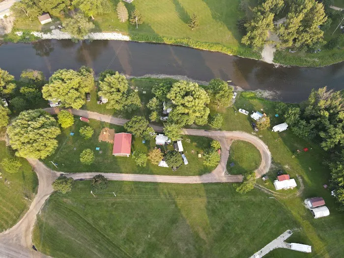 White's Riverside Bluffton Campground 3