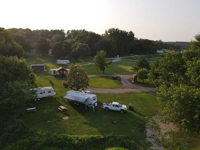 White's Riverside Bluffton Campground 4