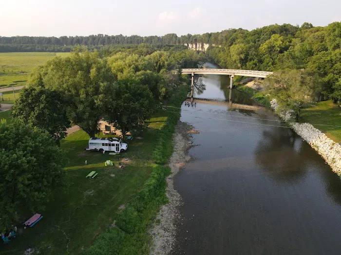 White's Riverside Bluffton Campground 5