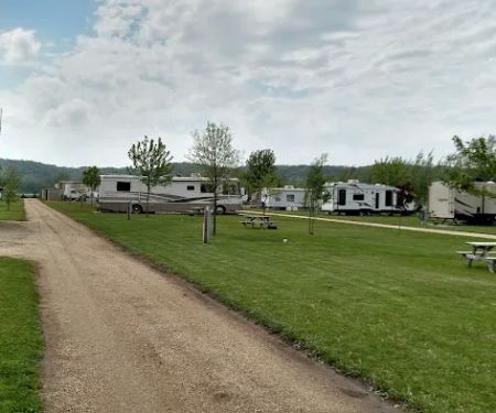 Trailside Campground