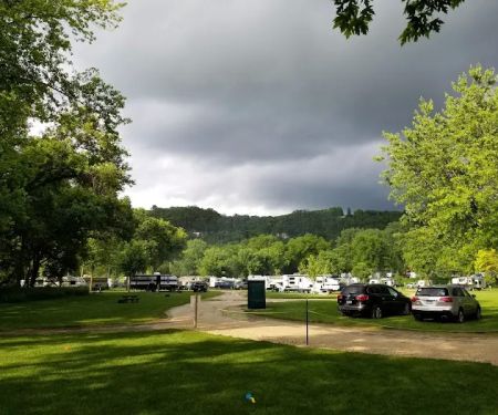 Eagle Cliff Campground