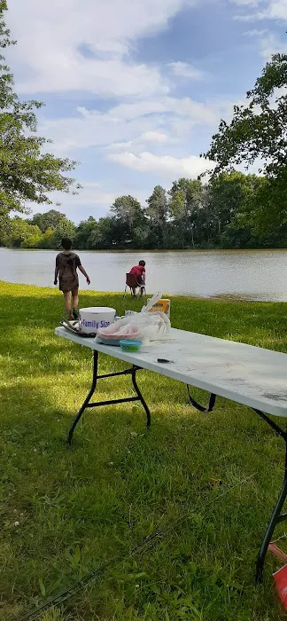 Farmers Lake Campground 7