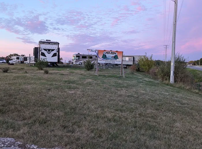 Lazy Dayz Campground 8