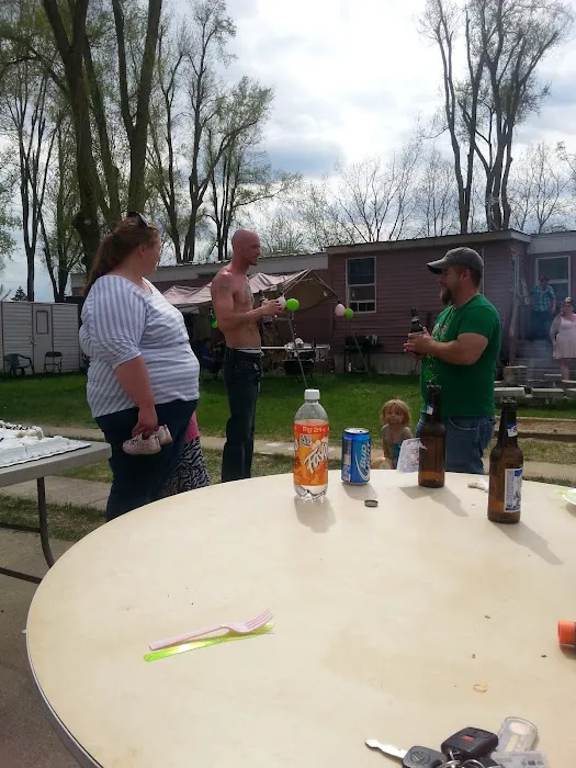 Barry's Resort & Mobile Home Prk 6