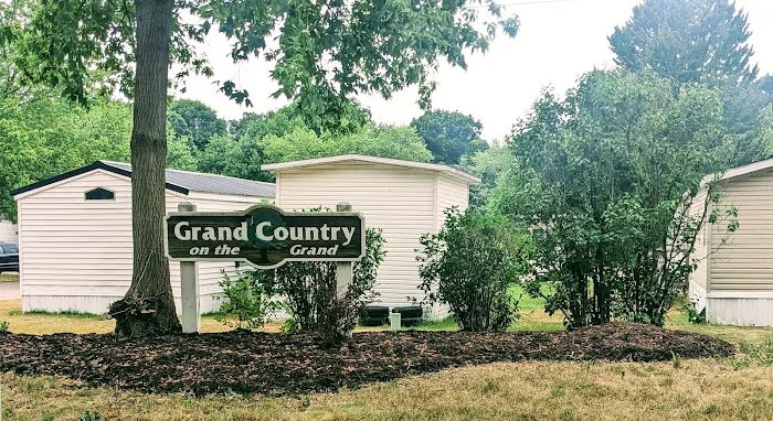 Grand Country Mobile Home Village 5