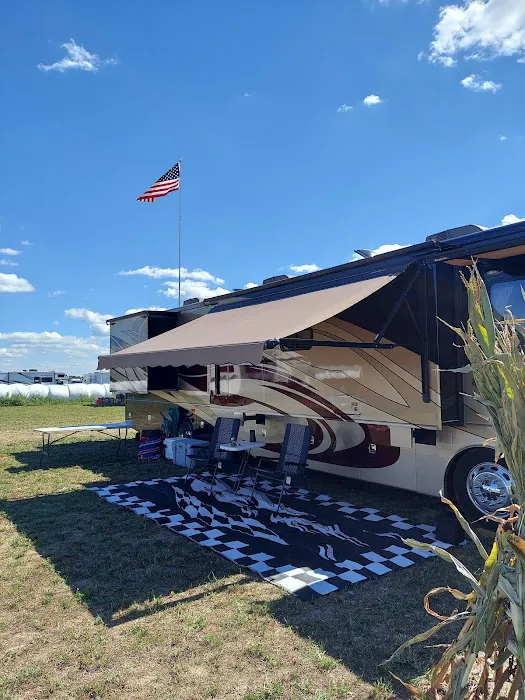 Speedy Camping & Parking 7