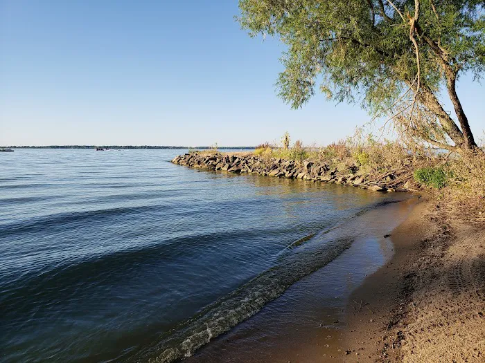 Hecht's Landing 10