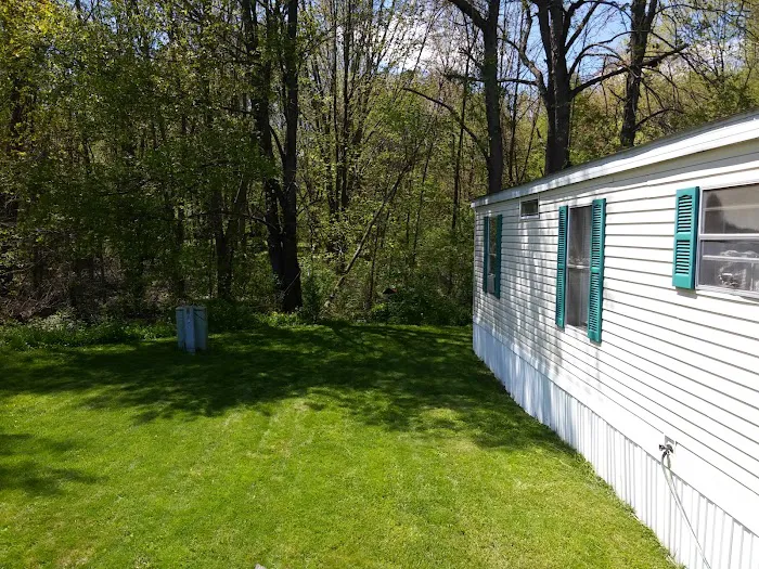 Arbor Village Mobile Home Community 10