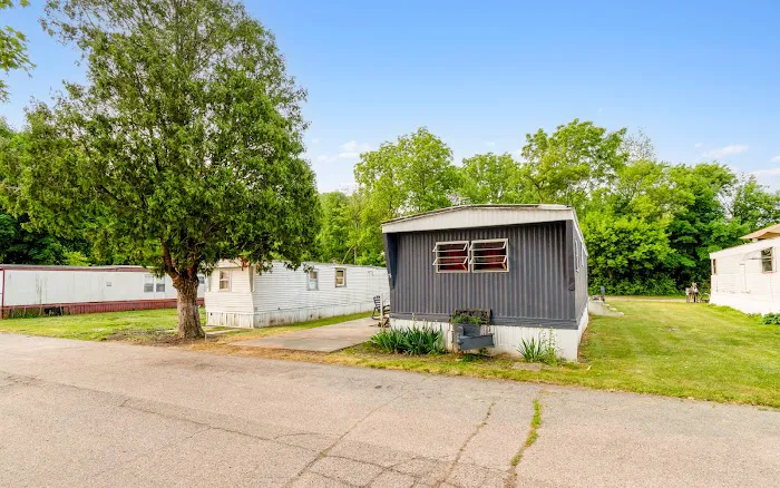 Michigan Avenue Estates Mobile Home Park 3