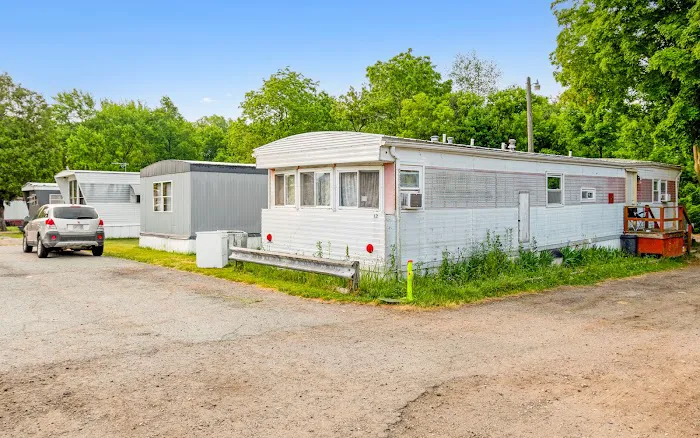 Michigan Avenue Estates Mobile Home Park 9