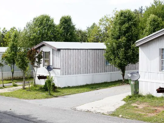 Rolling Meadows Mobile Home Community 1