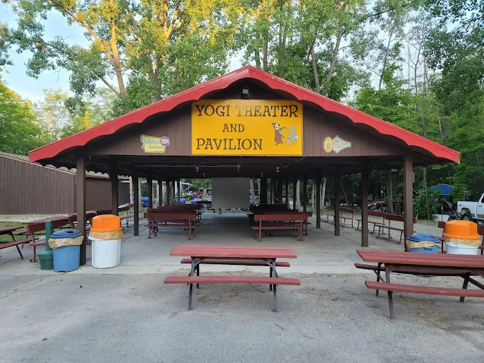 Door County Jellystone Park in Sturgeon Bay 2
