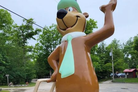 Door County Jellystone Park in Sturgeon Bay
