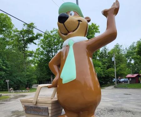 Door County Jellystone Park in Sturgeon Bay