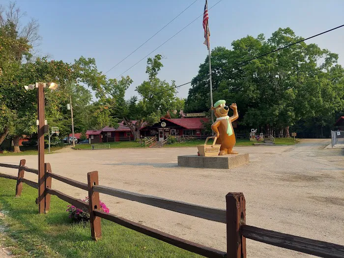 Door County Jellystone Park in Sturgeon Bay 9