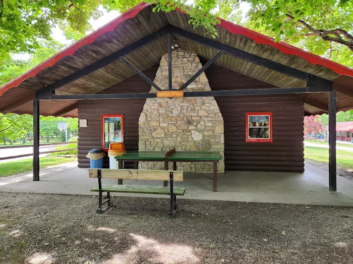 Door County Jellystone Park in Sturgeon Bay 7