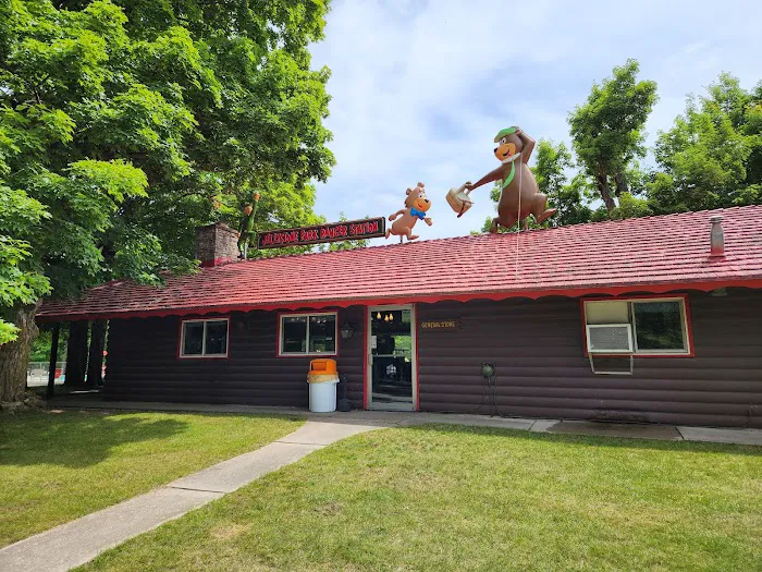 Door County Jellystone Park in Sturgeon Bay 10