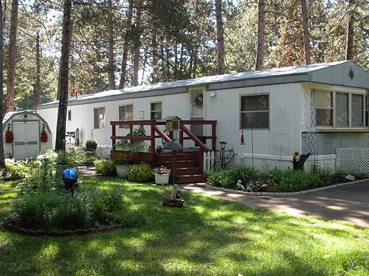 Evergreen Villa Manufactured Home Community 3