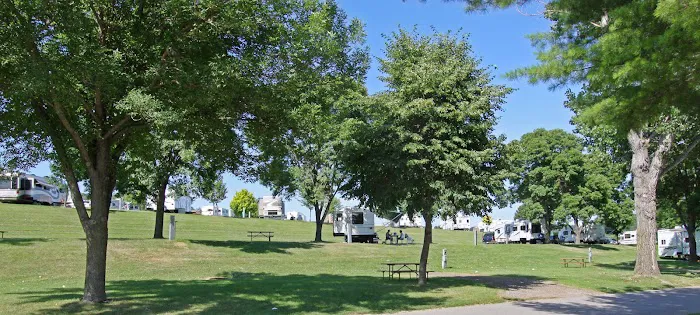 Neshonoc Lakeside Campground 4