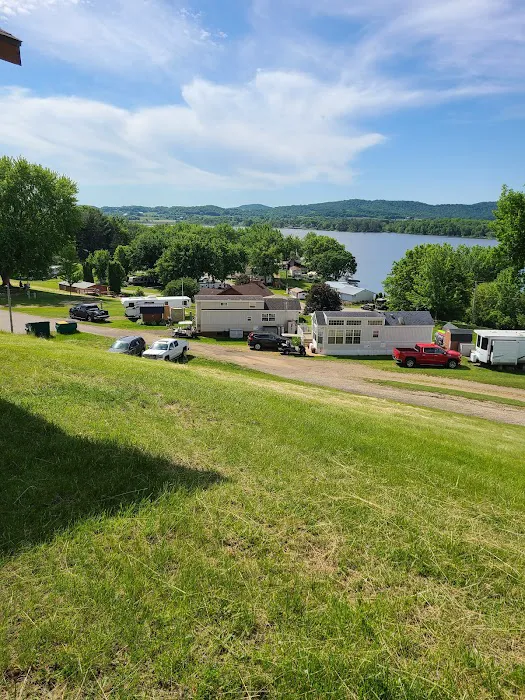 Neshonoc Lakeside Campground 8