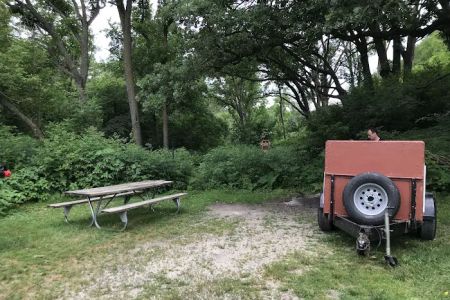 Isinours Station Campground