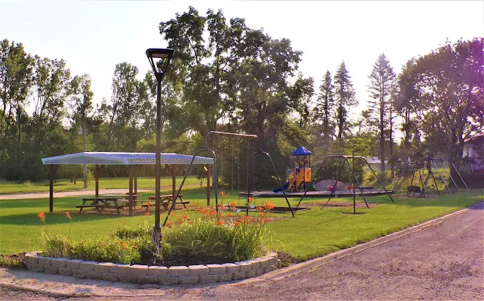 Grinnell Manufactured Home Community 8