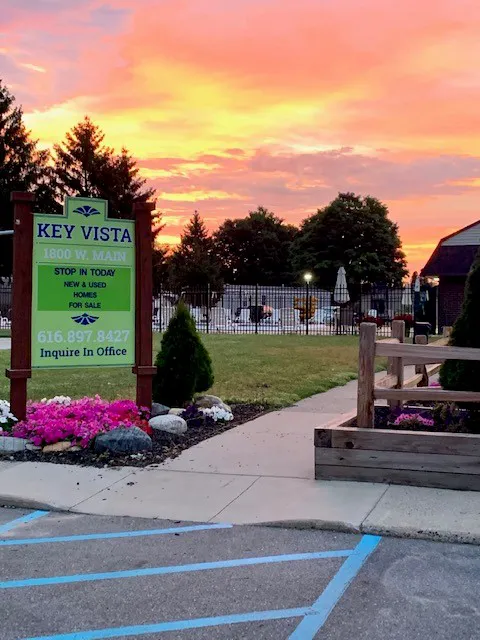 Key Vista, MHC 10