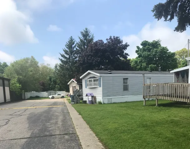 Hilltop Mobile Home Community 3