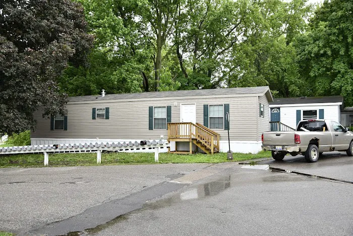 Hillsdale Mobile Village 5