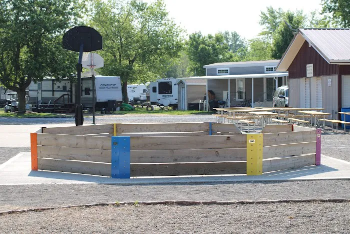 Huggy Bear Campground 8
