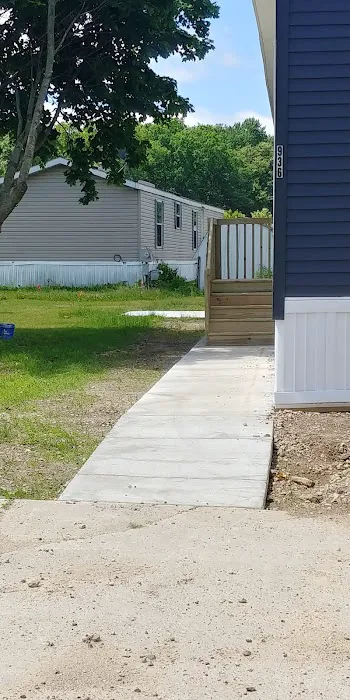 Eaton Pine Village Manufactured Housing Community 8