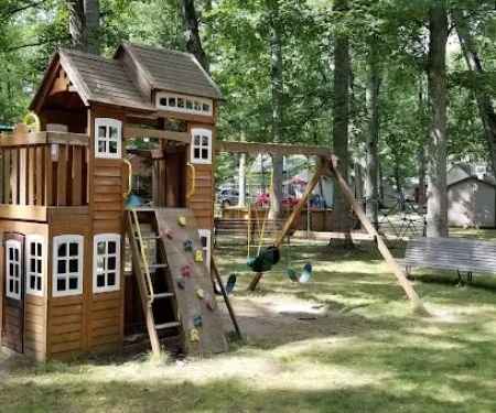 Eaton Rapids Holiness Campmeeting