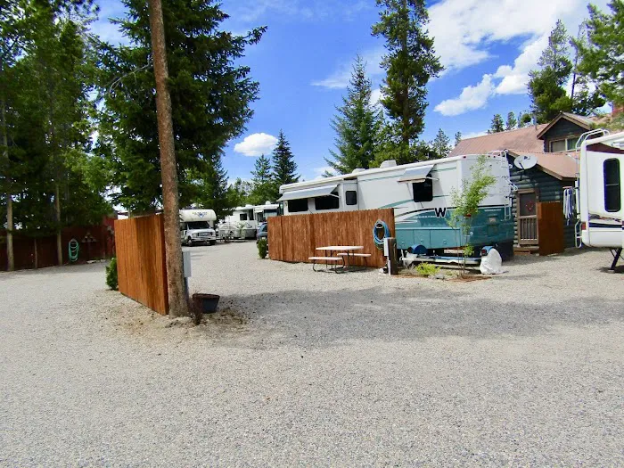 Hideaway RV Park 3