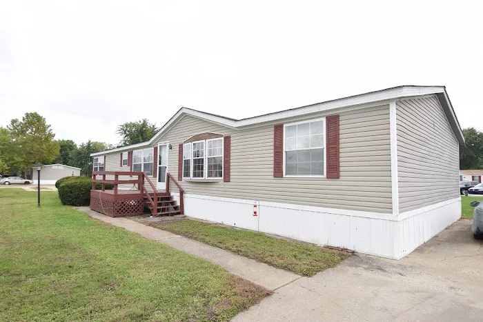 Enchanted Village Manufactured Home Community Picture 2