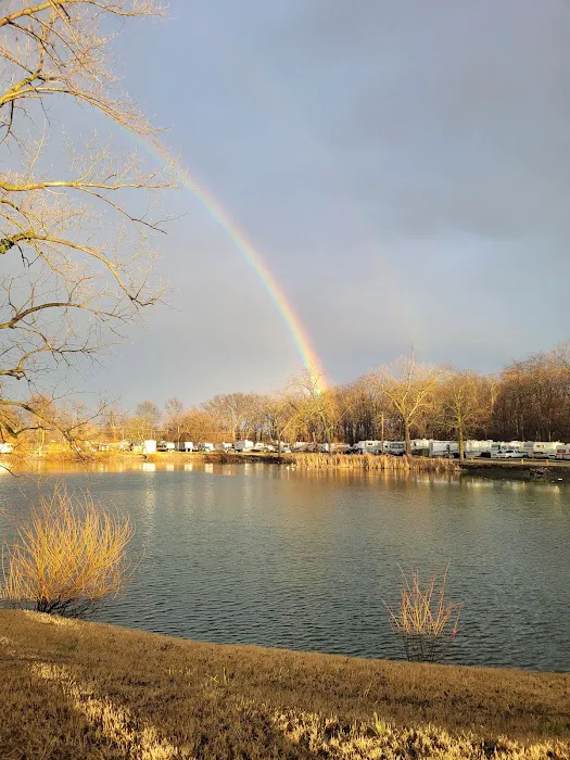 MGM Lakeside Campground 5