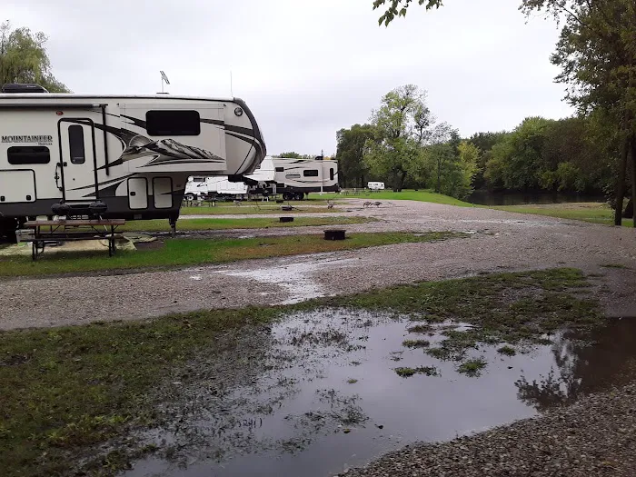 R Campground 6