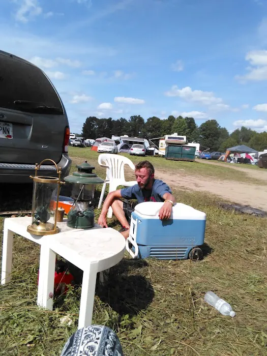 Wildlife Bar & Campground 9
