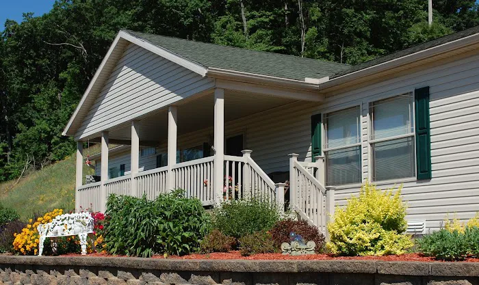 Sherwood Forest MHC (Active Living, 55+) 1
