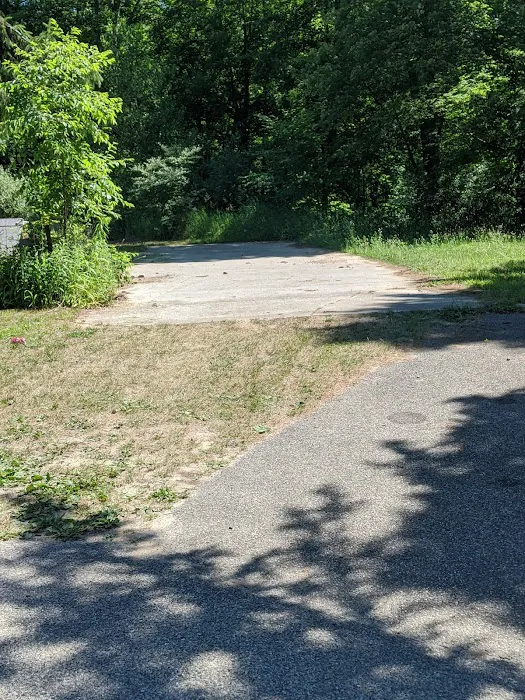LA Ema Land Mobile Home Park 4