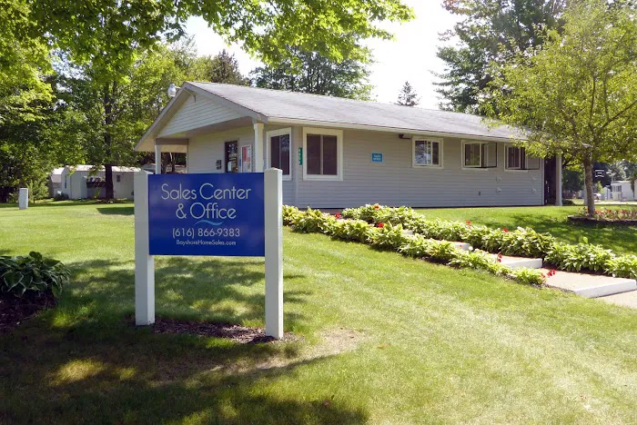 Algoma Estates Manufactured Home Community 6