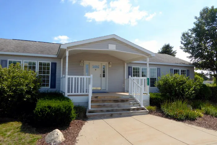 Algoma Estates Manufactured Home Community 9