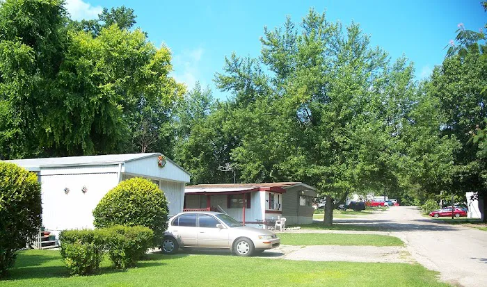 Twin Lakes Manufactured Home Community 2