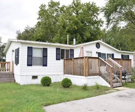 Oak Grove Manufactured Home Community