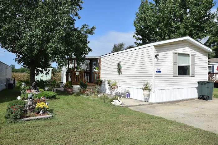 Castle Acres Manufactured Home Community 8
