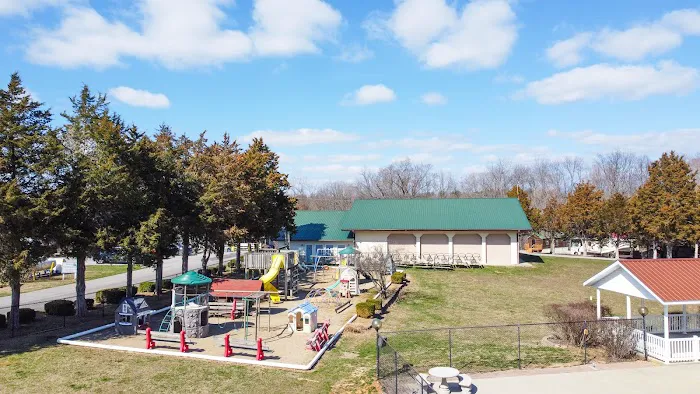 Lake Monroe Village 9