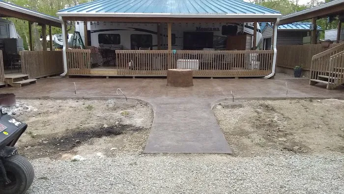 Robinson's Whitewater River Campground 10