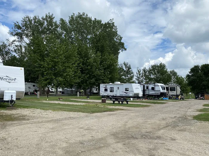 Woody’s Campground by the Lake 3